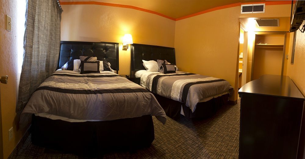 Capitol Inn & Suites Pierre Buitenkant foto